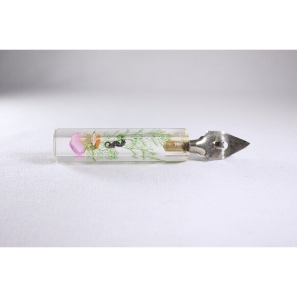 Vintage lucite clear float faux seahorse shells bottle opener tourist souvenir - Picture 2 of 12